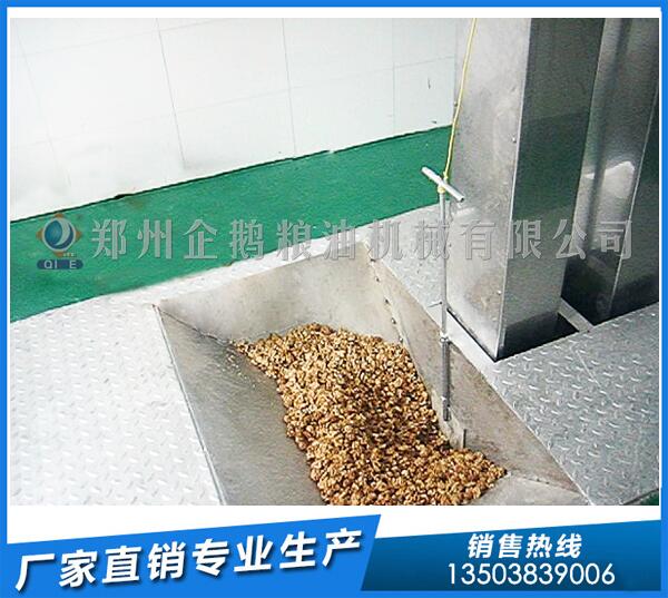 河北1-5噸核桃油生產(chǎn)線,企鵝油脂設(shè)備震撼出擊(圖1) 核桃油生產(chǎn)線